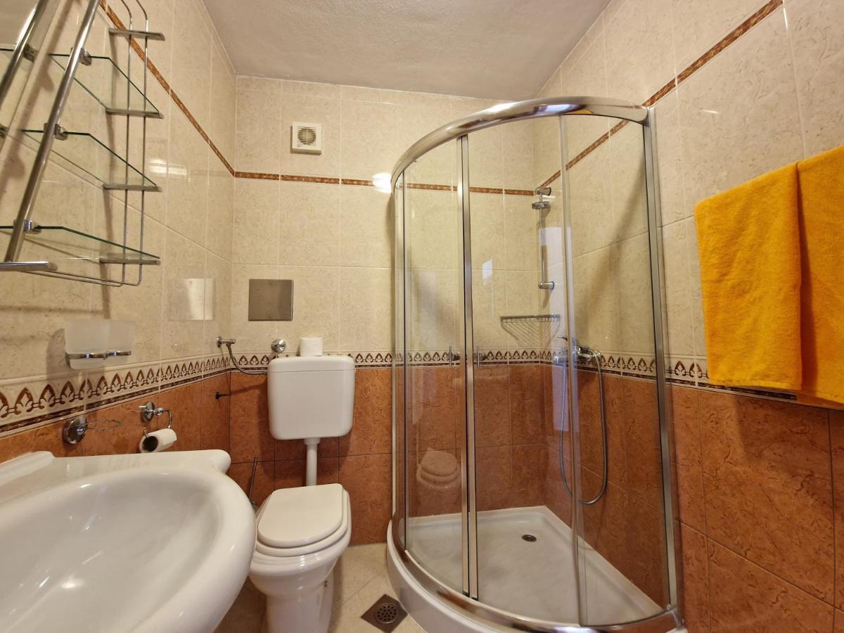 Apartments Lacic 3 Цриквеница Экстерьер фото